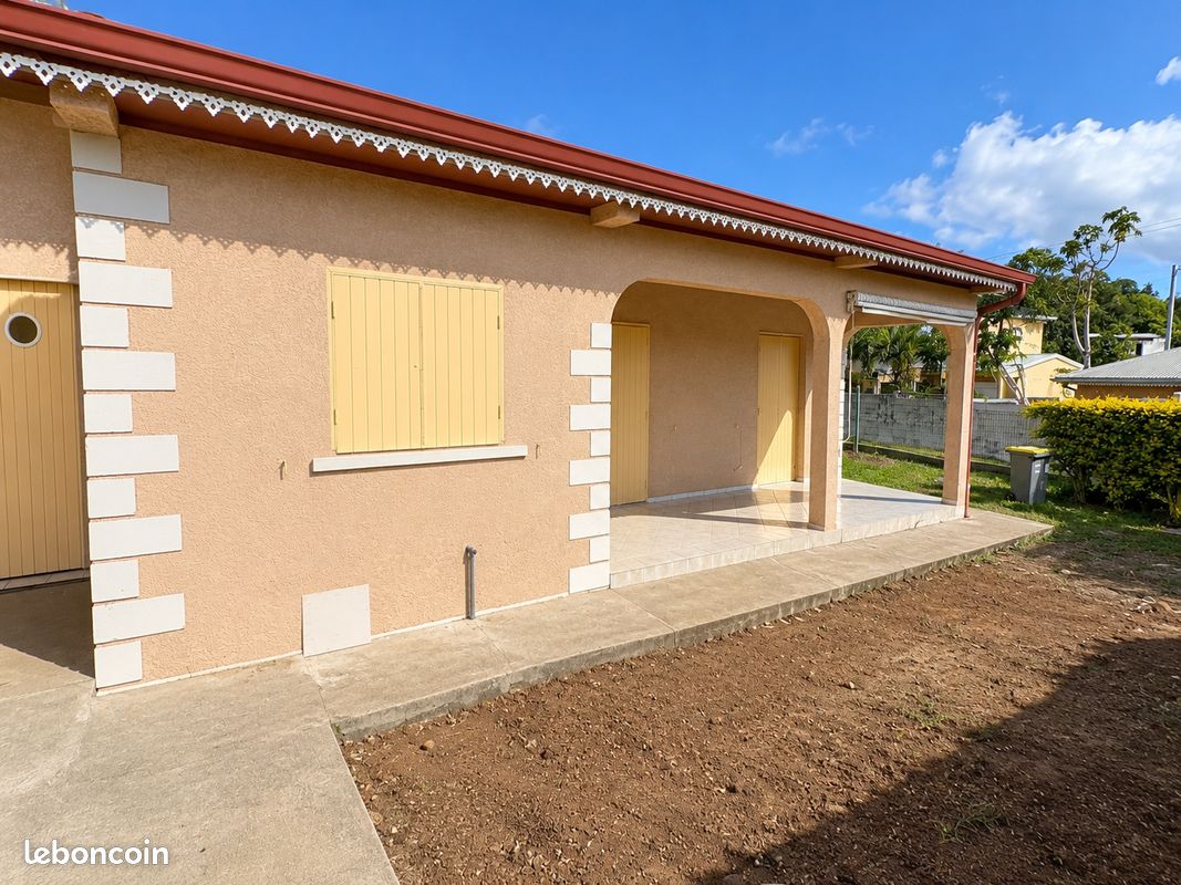 Maison 3 pièces 70 m² · à Saint-Joseph · 70 m² · 950 €/mois