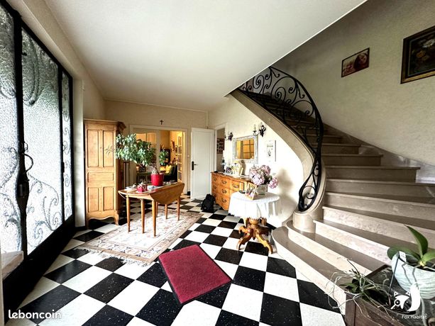 Maison 6 pièces 185 m²