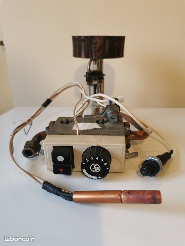 Thermostat vanne à gaz chauffe-eau : 710 MINISIT 0.710.221 (image 1)