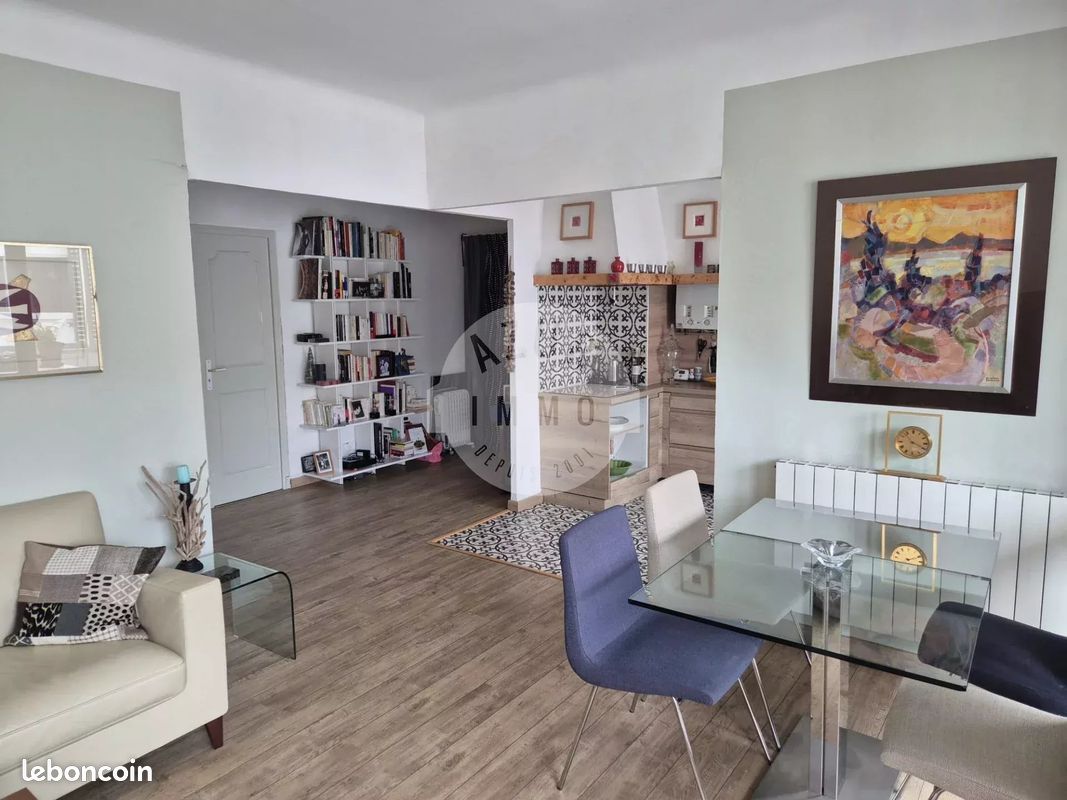 Appartement 3 pièces 73 m² · à Aubagne · 73 m² · 210 000 €