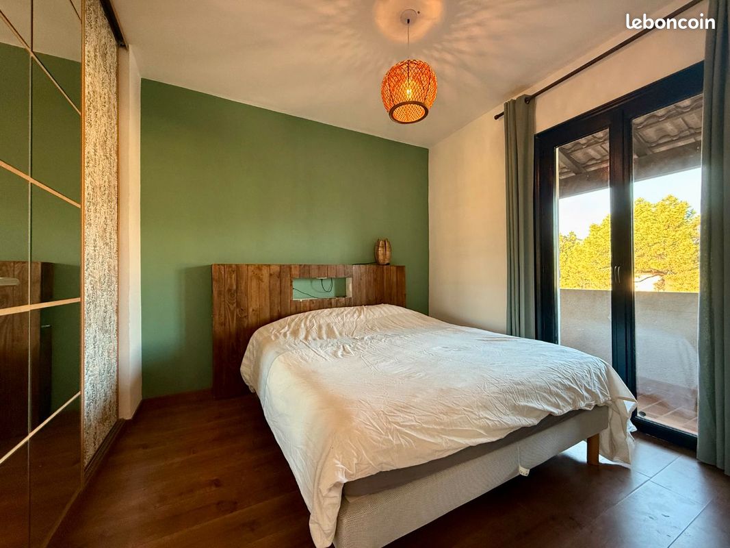 Villa T4 en duplex - vue mer & montagnes (image 8)