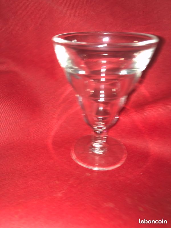 Magnifique série de verres bistot anciens (image 1)