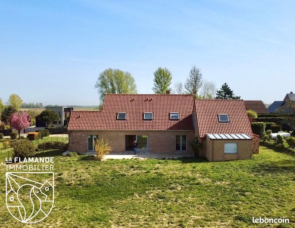 Maison 5 pièces 147 m² · à Cassel · 147 m² · 436 800 €