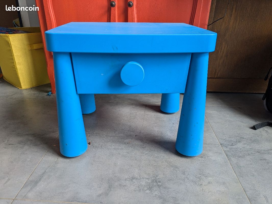 Table de chevet ikea (image 1)
