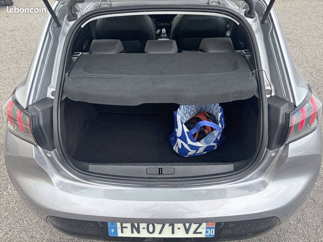 PEUGEOT 208 Electrique 50 kWh 136ch Allure (image 6)
