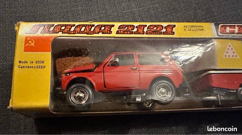 Voiture miniature Lada 2121 avec remorque Novoexport made in USSR