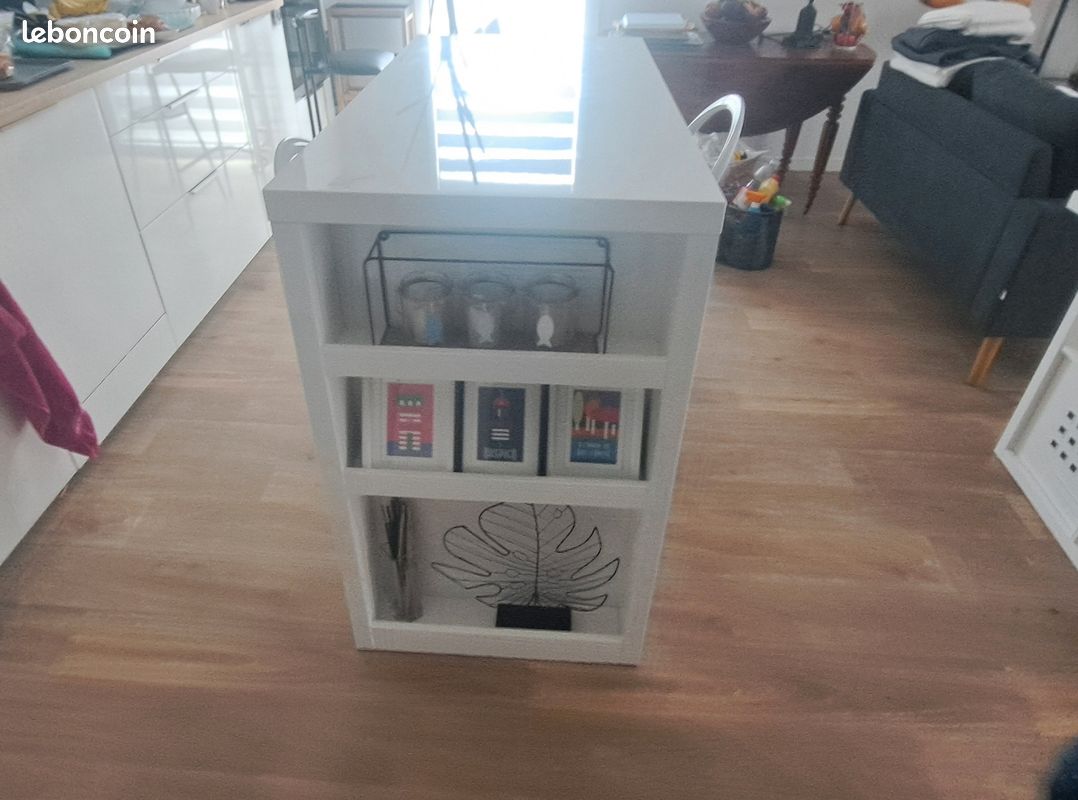Table bar/séparation (image 2)