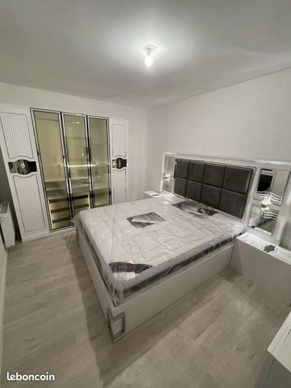 Chambre à coucher complète (image 2)