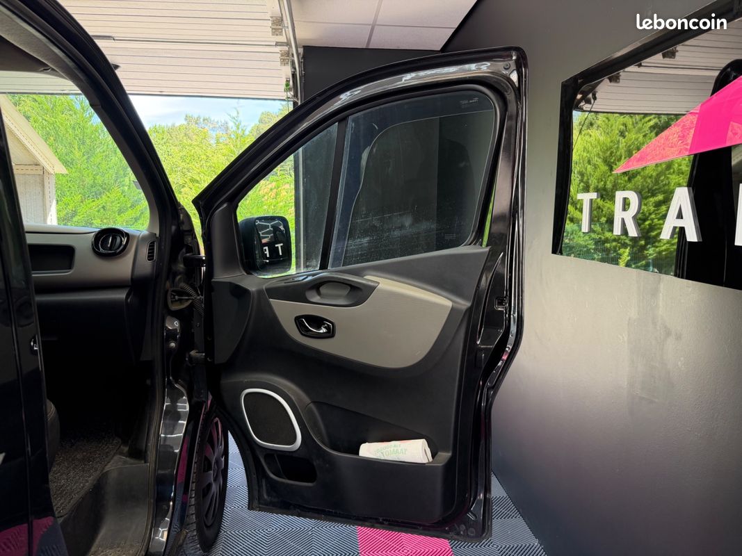 RENAULT TRAFIC CABINE APPROFONDIE L2H1 1200 KG DCI 140 CONFORT/Entretien Complet / Turbo neuf (image 32)
