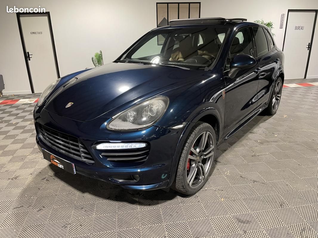 Porsche Cayenne GTS V8 4.2 420CH -TOIT OUVRANT-CAMERA DE RECUL-GARANTIE 12 MOIS- (image 1)