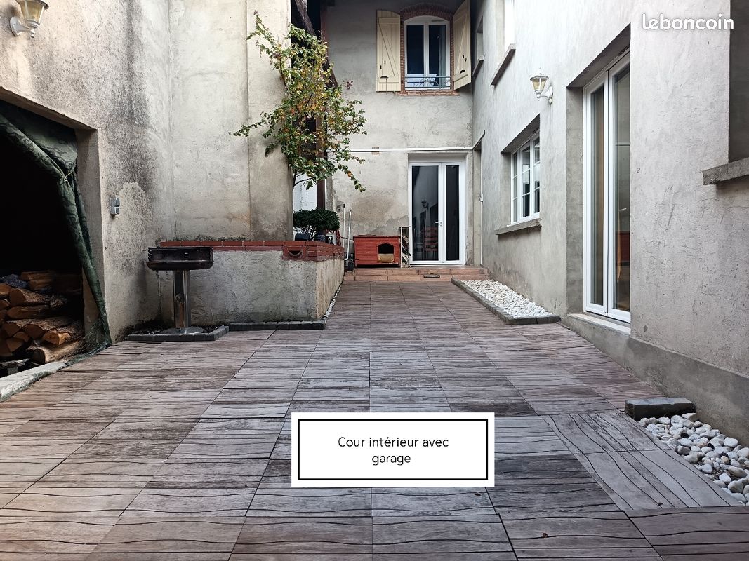 Maison 6 pièces 180 m² · à Saint-Porquier · 180 m² · 259 000 €
