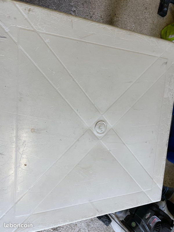 Lot 9 Tables pvc blanche (image 3)