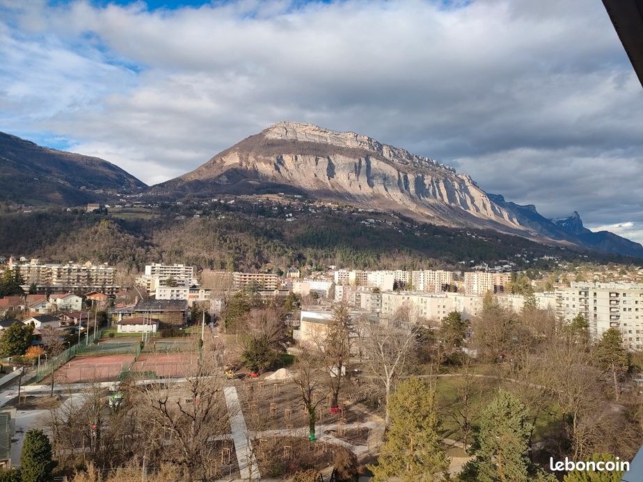 Appartement 3 pièces 75 m² · à Meylan · 75 m² · 995 €/mois
