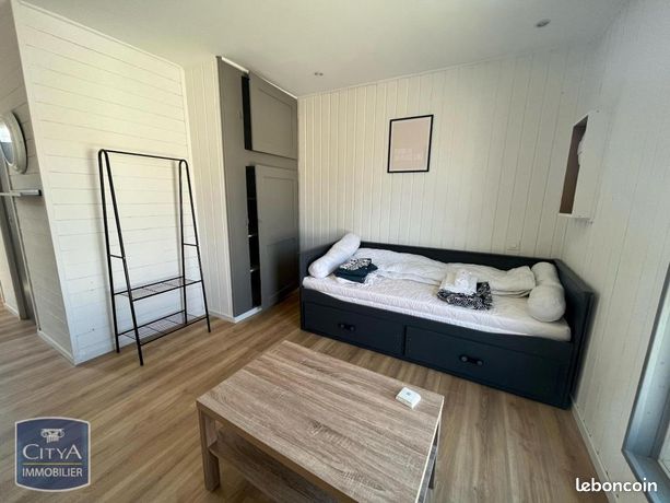 Studio 1 pièce 20 m²