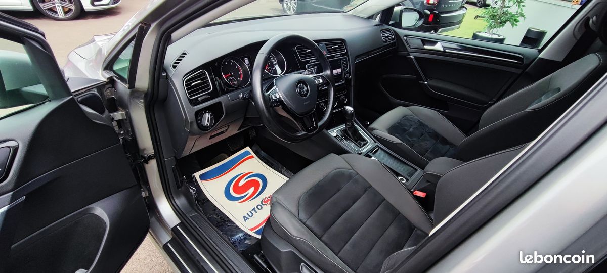 Volkswagen GOLF VII 1.4 TSI 140CH HIGHLINE DSG7*KEYLESS*LANE ASSIST*A.C.C*CAMERA*PARK ASSIST*WEBASTO (image 17)