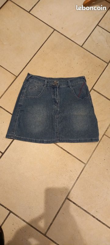 🦋🦋 mini jupes en jeans taille S irreprochable 🦋🦋 (image 1)