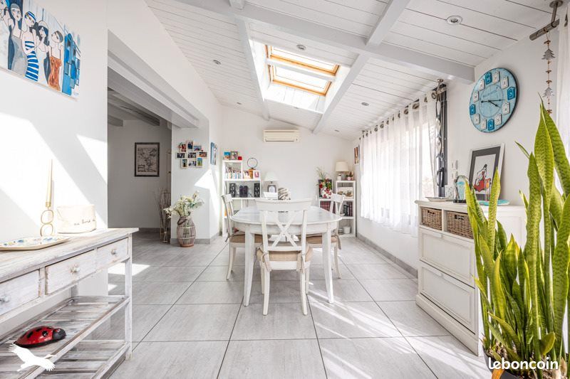 Maison 6 pièces 120 m² · à Angoulins · 120 m² · 426 000 €