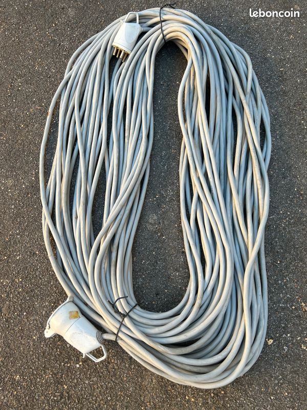 Câble électrique triphasé 70 mètres (image 1)