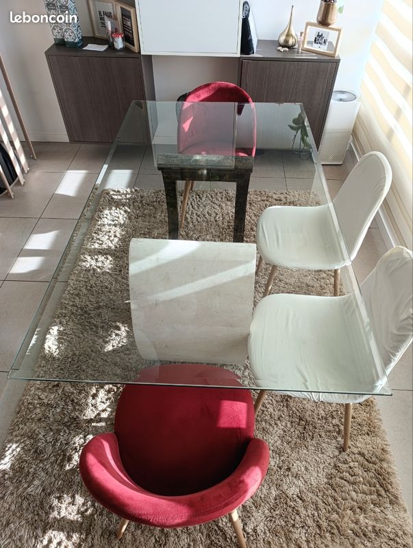 Table en verre (image 2)