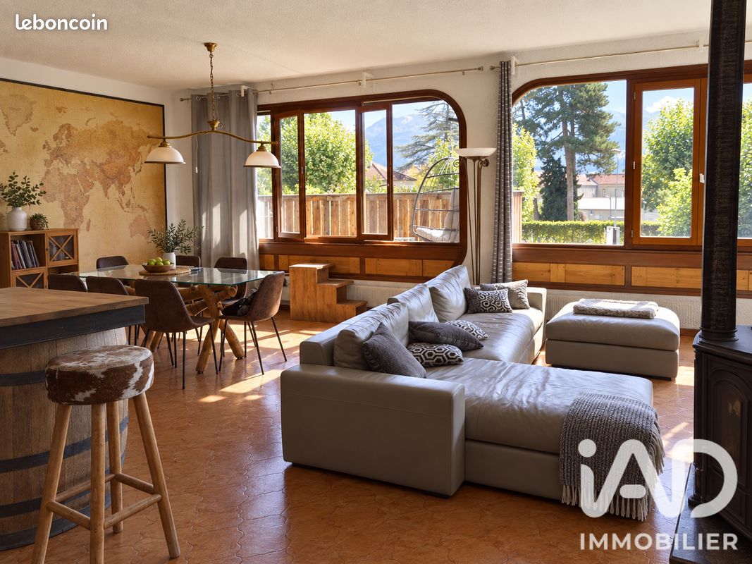 Maison 15 pièces 310 m² · à Embrun · 310 m² · 599 000 €