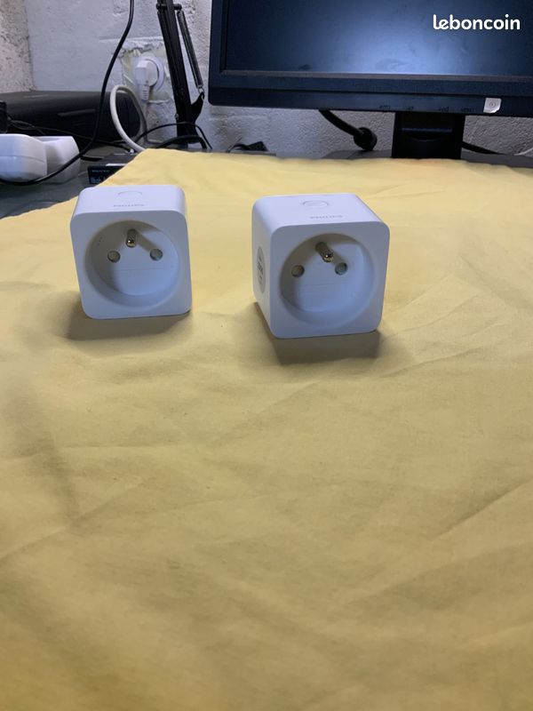 Lot 5 prises télécommandées SCS + 2 Smart Plug Philips – 35 euros (image 8)