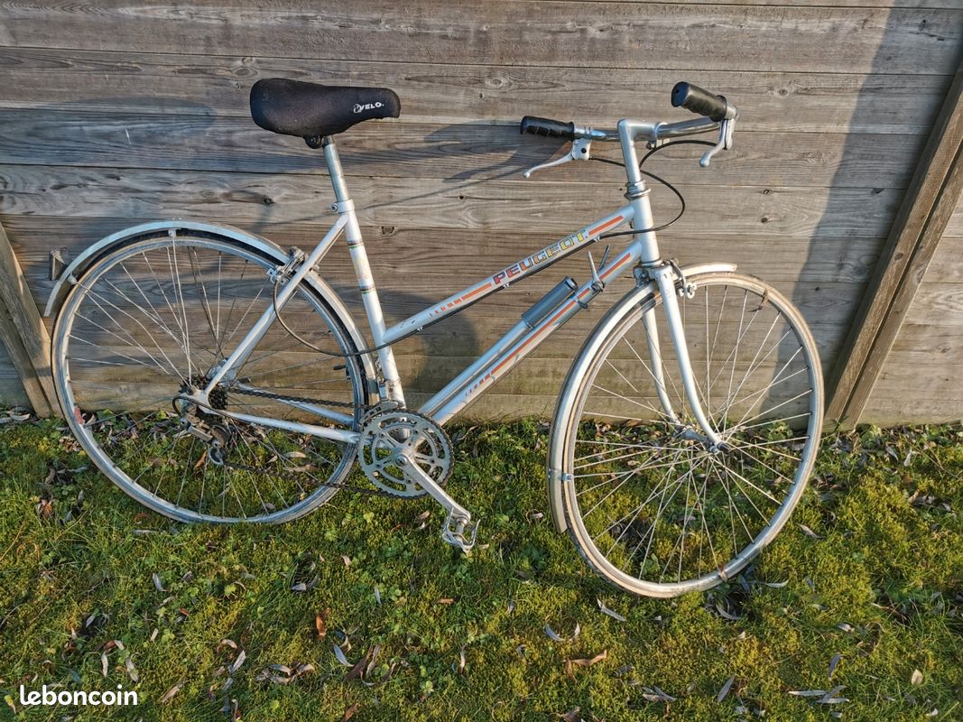 Vélo Peugeot (image 1)