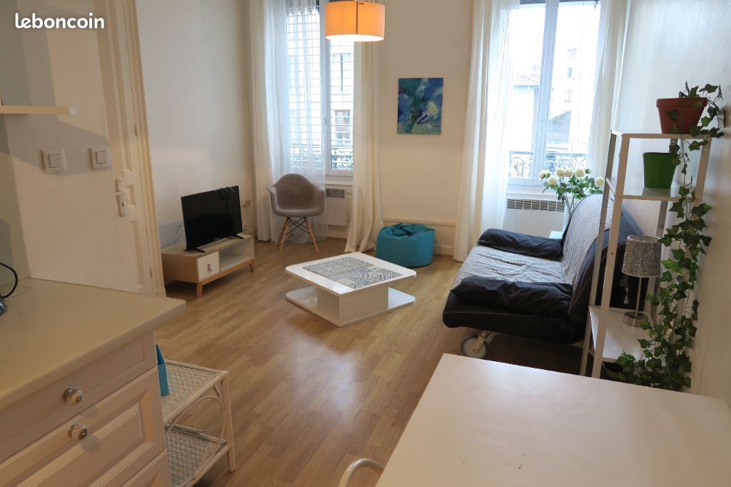 Appartement 2 pièces 42 m² · à Villeurbanne · 42 m² · 823 €