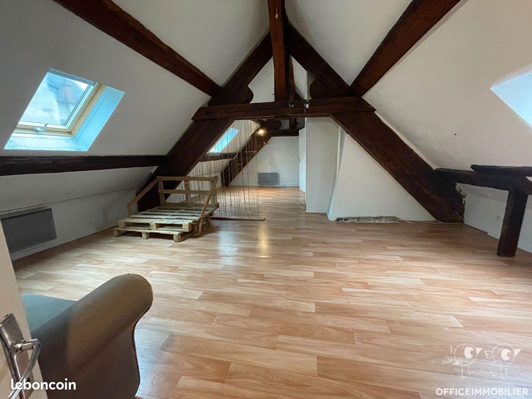 Appartement 2 pièces 78 m² · à Besançon · 78 m² · 100 000 €