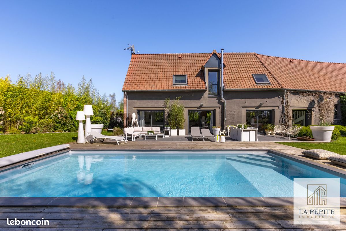 Maison 5 pièces 150 m² · à Coutiches · 150 m² · 545 000 €