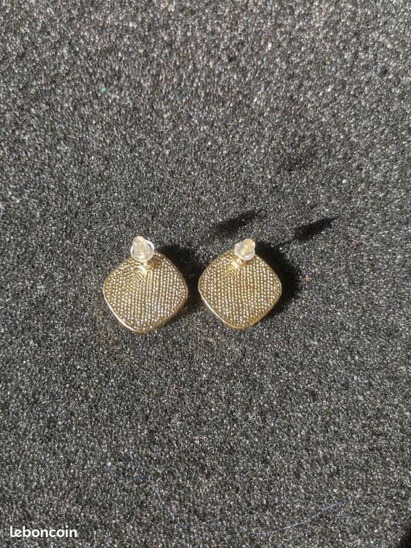 Boucles d'Oreille - Effet Druzy Vert - Entourage Strass (image 2)