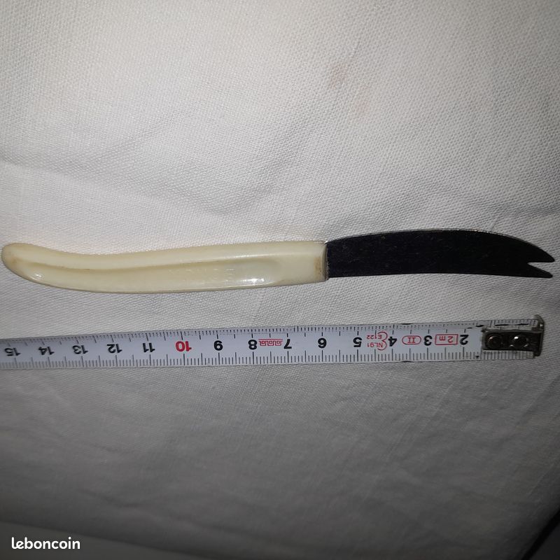 Couteau à fromage bonux (image 1)