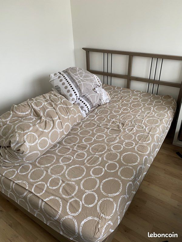 Lit et matelas (image 1)
