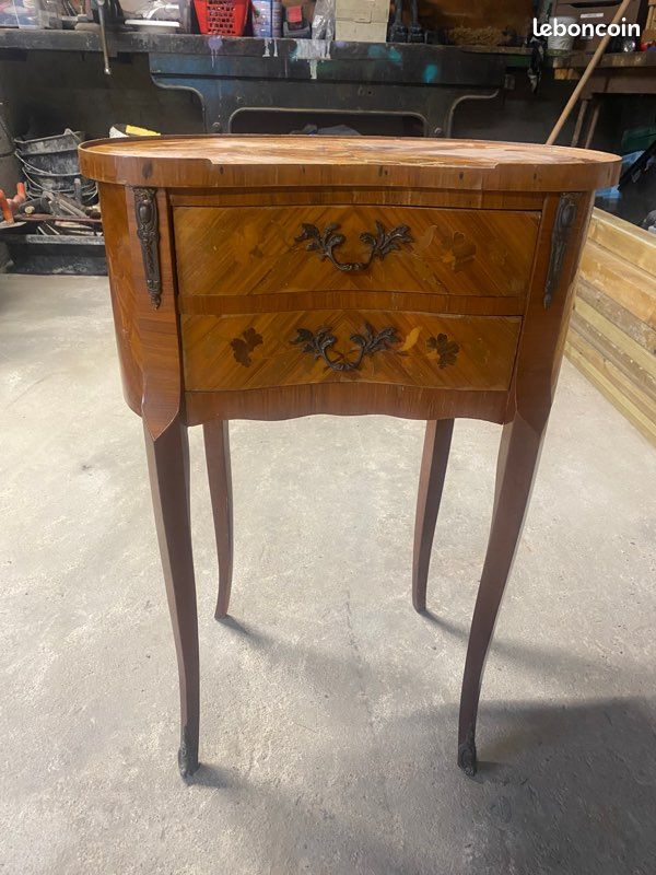 Table de chevet (image 1)