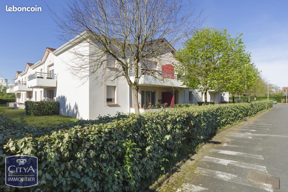 Appartement 2 pièces 46 m² · à Lons · 46 m² · 100 000 €