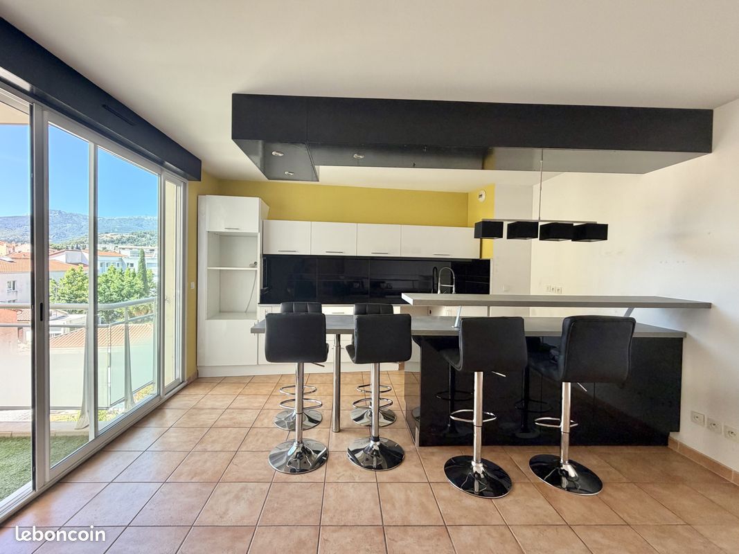 Appartement 2 pièces 46 m² · à Toulon · 46 m² · 173 000 €
