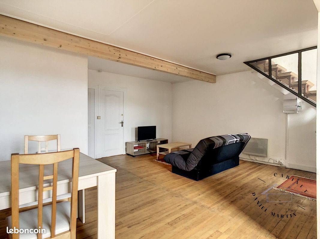 Appartement 5 pièces 87 m² · à Bègles · 87 m² · 470 €