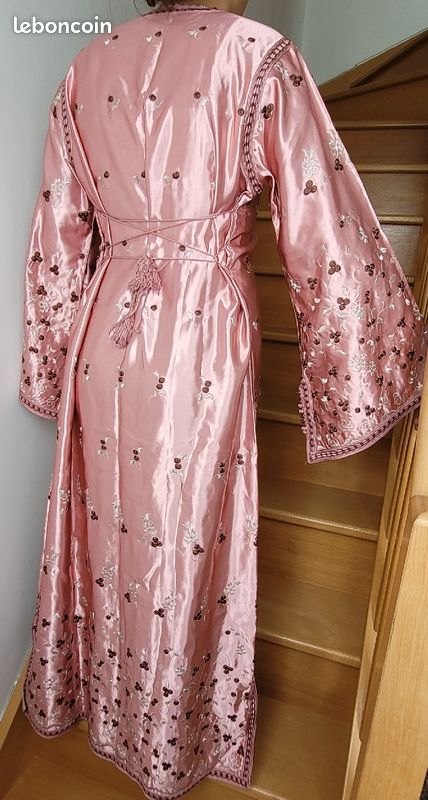 Robe orientale (image 2)