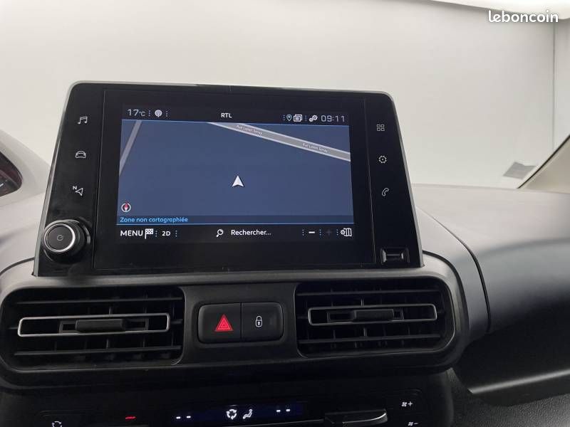 Peugeot Rifter Standard BlueHDi 100 S&S BVM5 Allure (image 16)