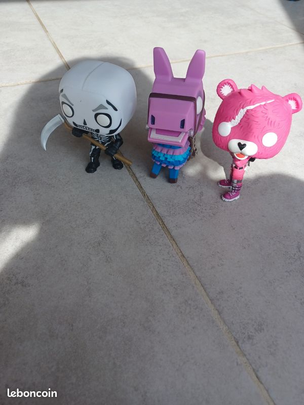 3 Figurines Pop (image 1)