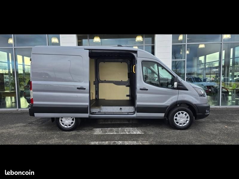 Ford Transit 2T Fg P350 L2H2 2.0 EcoBlue 130ch S&S Trend Business (image 18)