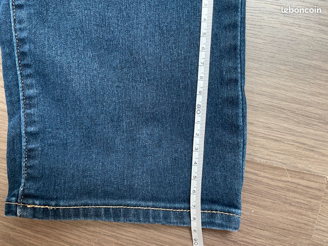 Levi's Mid Rise Skinny bermuda en jean bleu Femme W32 L25 (image 15)