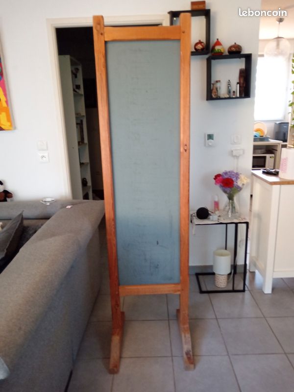 Miroir cadre bois les dimensions du miroir sont de 36 cm de largeur sur 132 cm de hauteur. Avec le cadre il fait 46 cm de largeur sur 186 cm de hauteur. Les pieds ont 1 longueur de 50 cm (image 3)