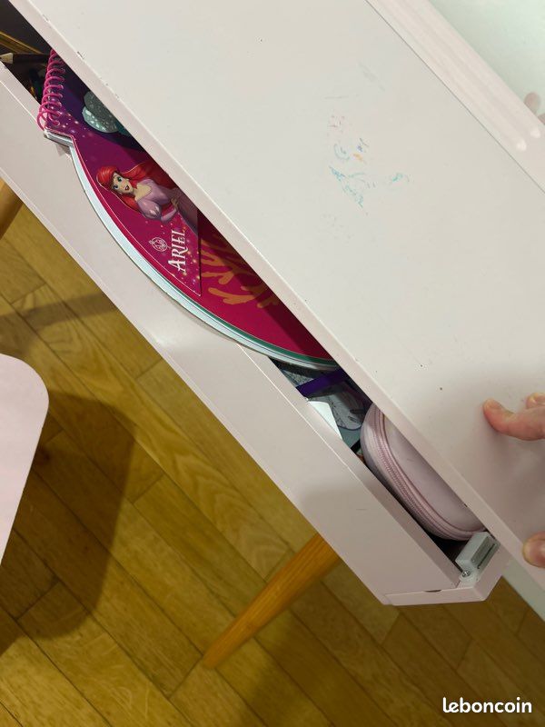 Bureau avec chaise (image 6)