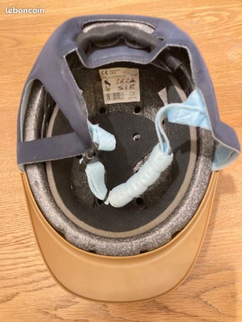 Vends bombe d'équitation (image 2)