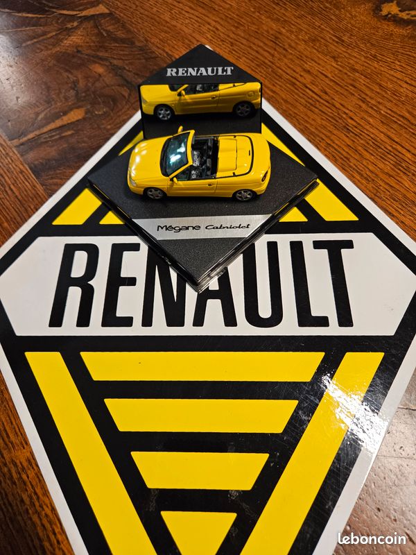 Modèle Réduit Renault Mégane Coupé Cabriolet Jaune – Échelle 1/43, Marque Vitesse – Occasion Comme Neuf