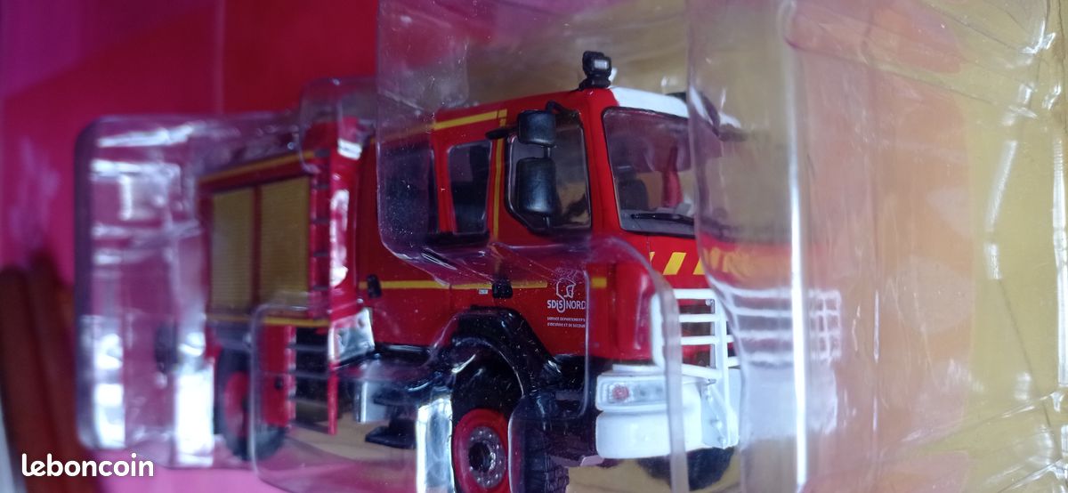 RENAULT MIDLUM - Camion de Pompiers Citerne Rural Moyen GIMAEX, des Sapeurs Pompiers du NORD (59) - - échelle 1/43 - Neuf en Boite d'origine non ouverte - Ref. N° 134 (image 4)