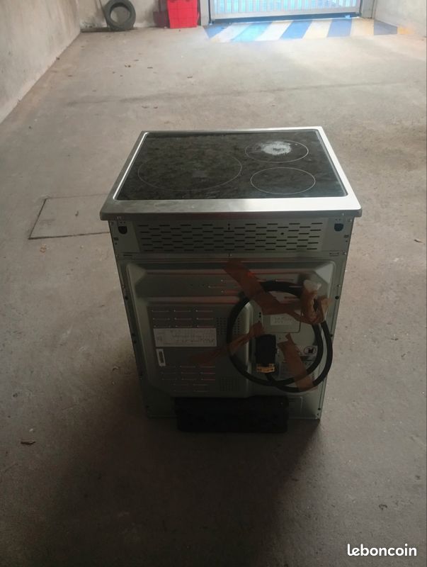 Cuisinière induction - Électroménager