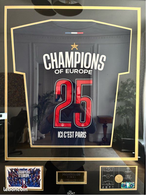 Cadre Maillot PSG Champion 25 Vêtements
