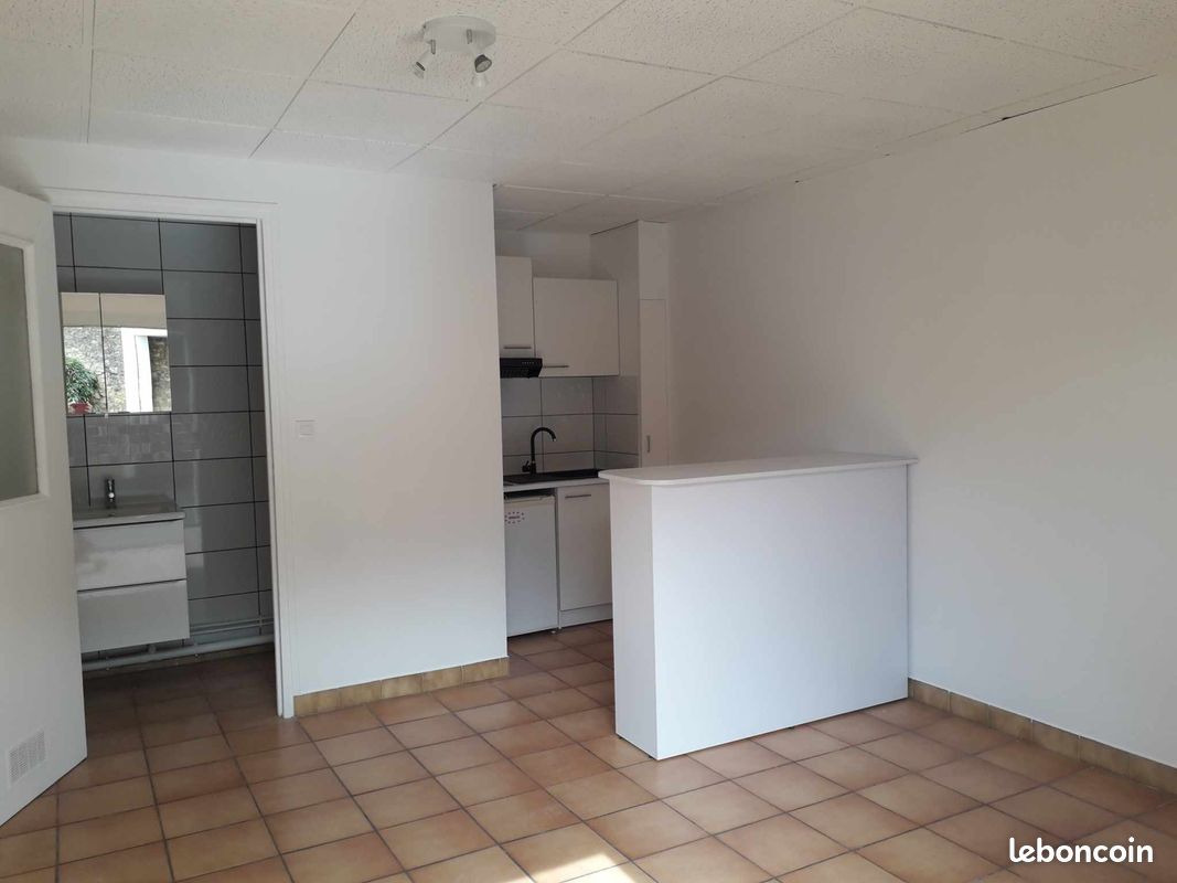 Location studio - Poitiers 86000 (image principale 1)