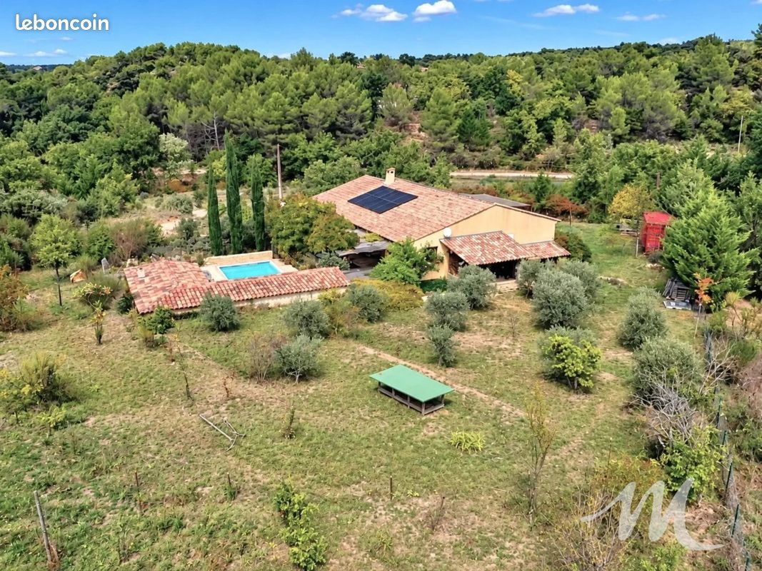 Maison 6 pièces 149 m² · à La Verdière · 149 m² · 441 000 €
